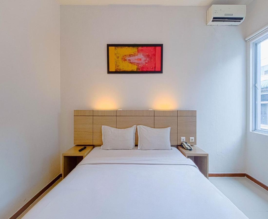 Putra Mulia Hotel Medan Esterno foto